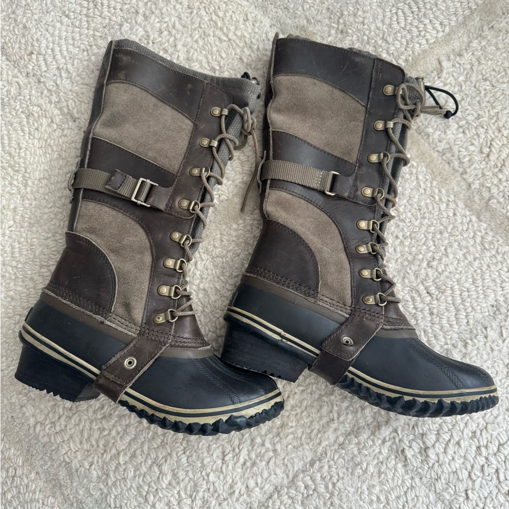 Sorel Women’s Boots 8 Waterproof Leather